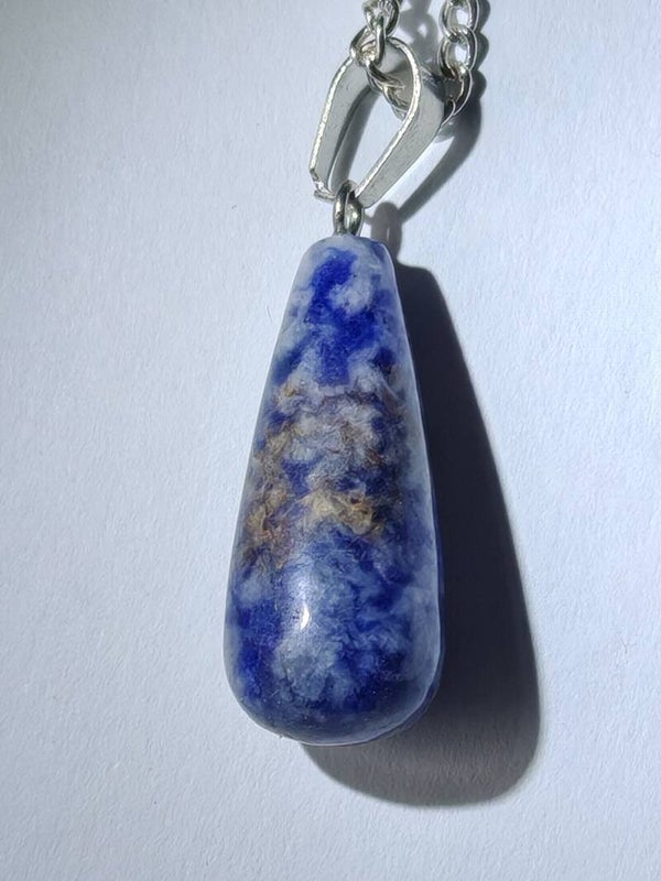 B26 sodalite tear drop pendant