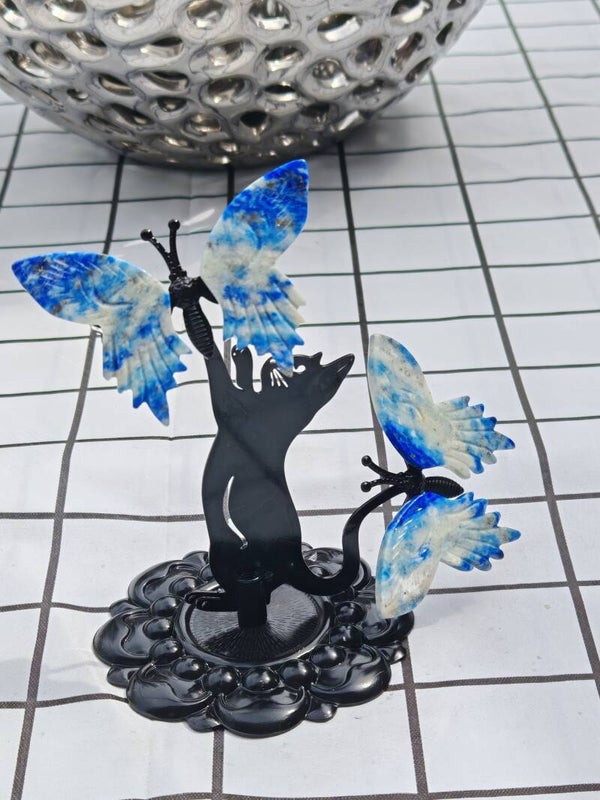 Cat stand with two butterflies