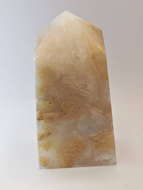 Rabbit hair Quartz tower