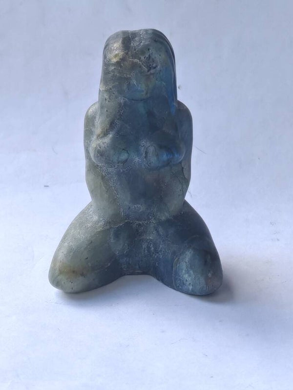 Labradorite kneeling woman