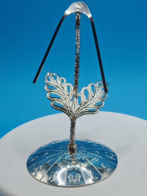 Astrological Leaf holder for crystals