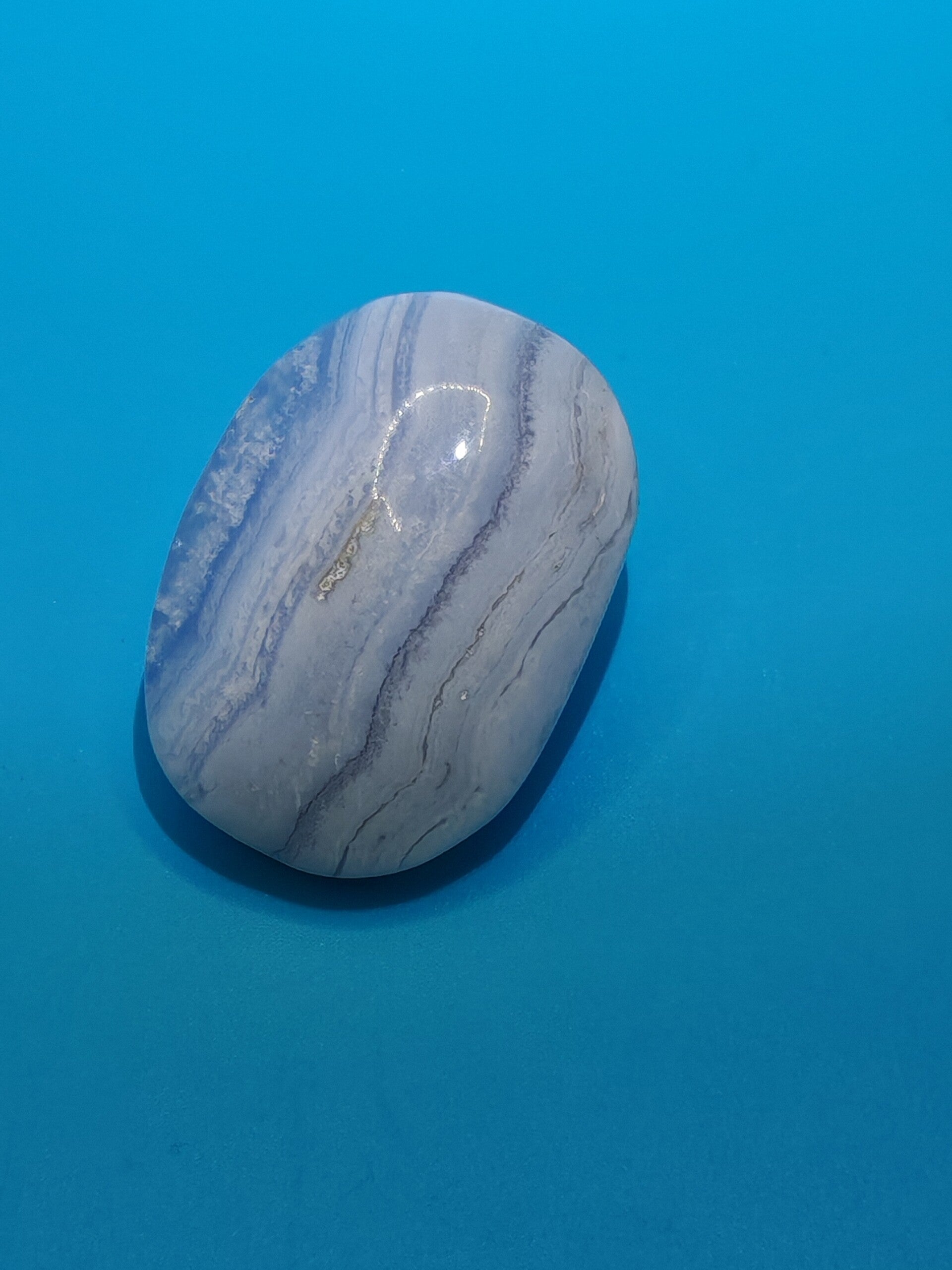 Blue Lace agate Palm stone 1