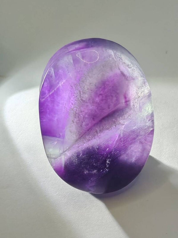 Fluorite Palm Stone 8