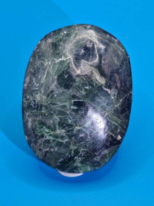 Serpentine Palm Stone 2