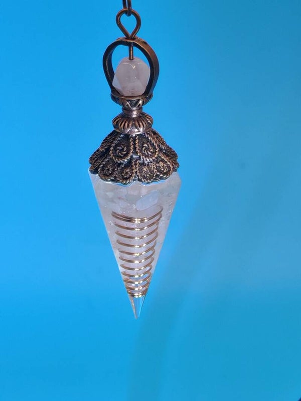 Pendulum with chain Copper wire in resin 7