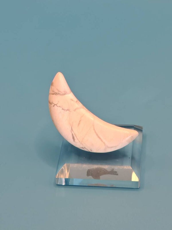Howlite Moon