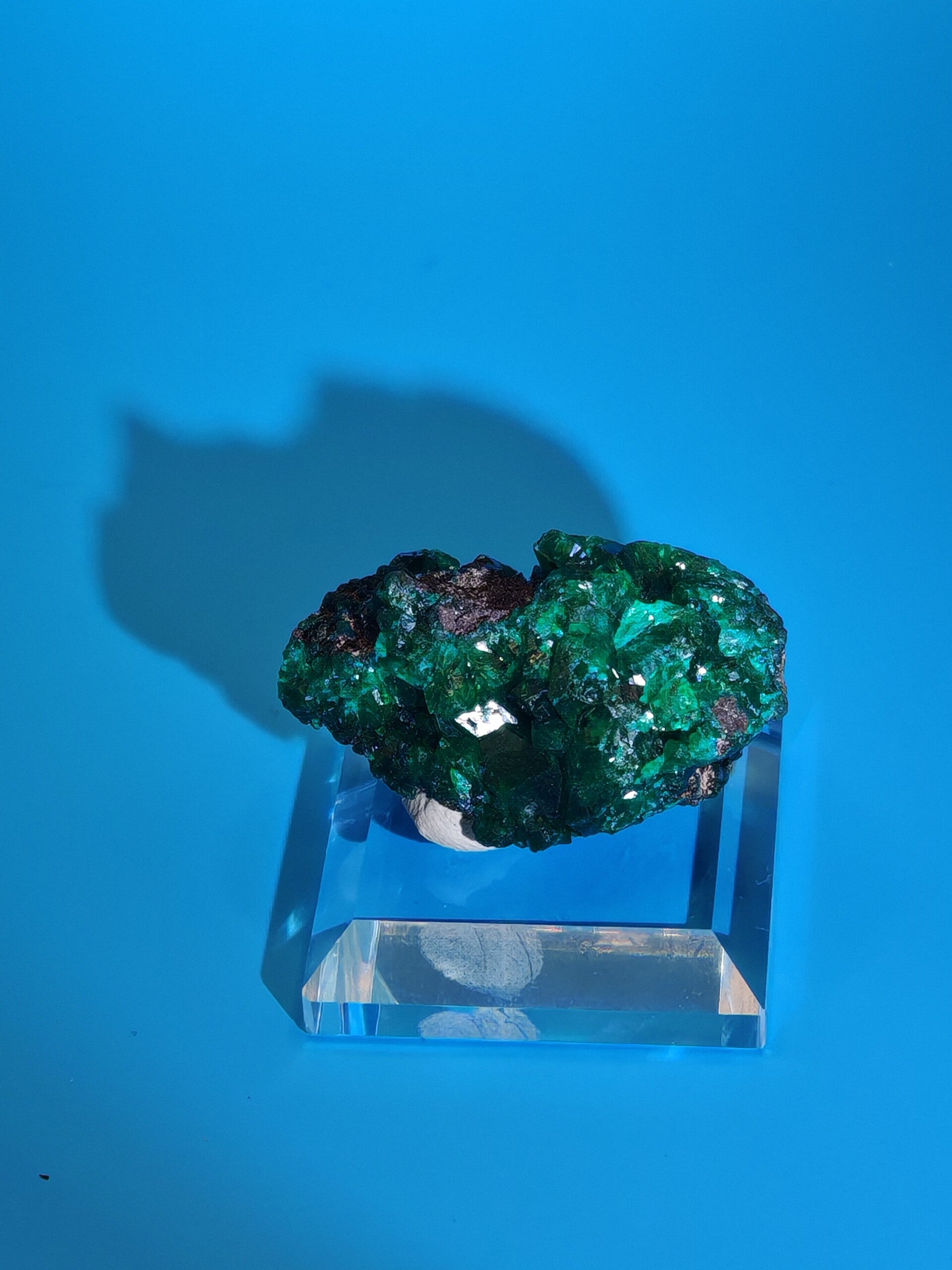 Dioptase Raw specimen