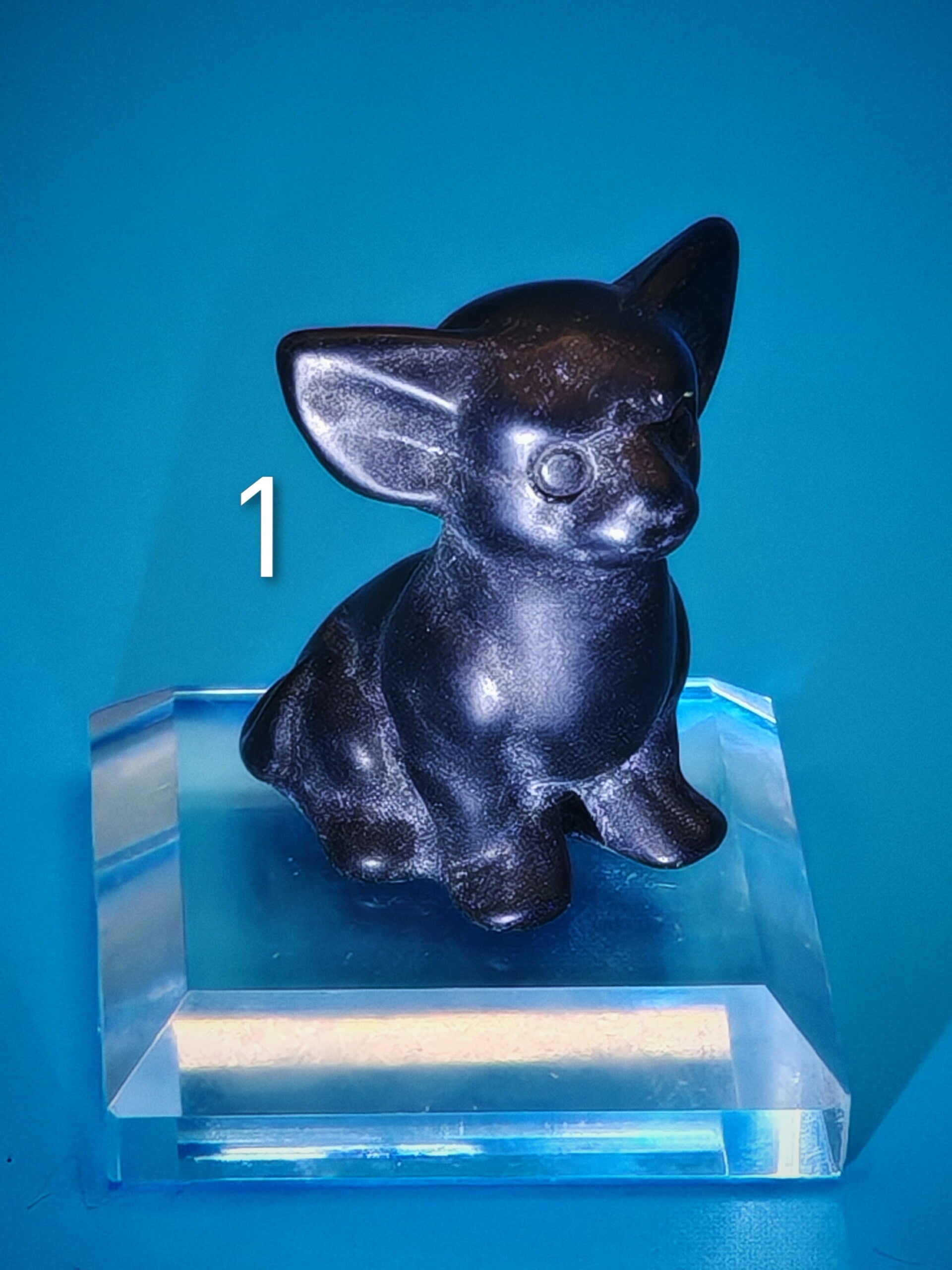 Chihuahua miniature carving