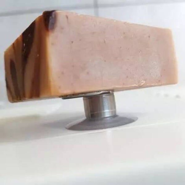 PORTE-SAVON AIMANTÉ