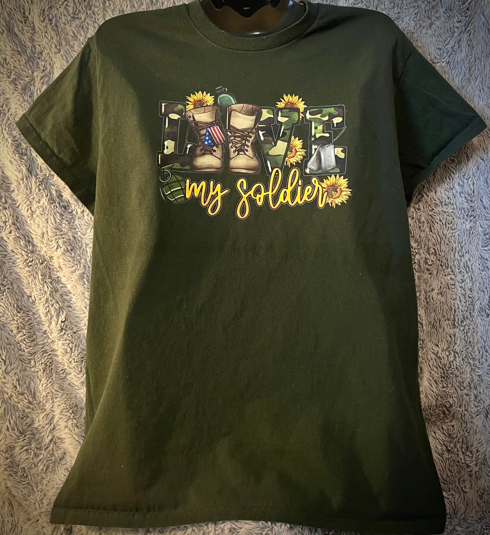 I love my soldier Tee