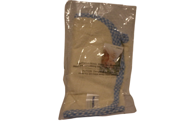 Baby spuug op bad doekje