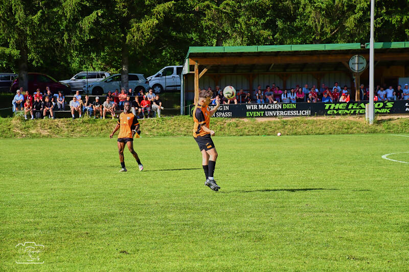 fussball-153-standard.jpg