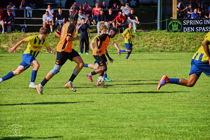 fussball-172-standard.jpg