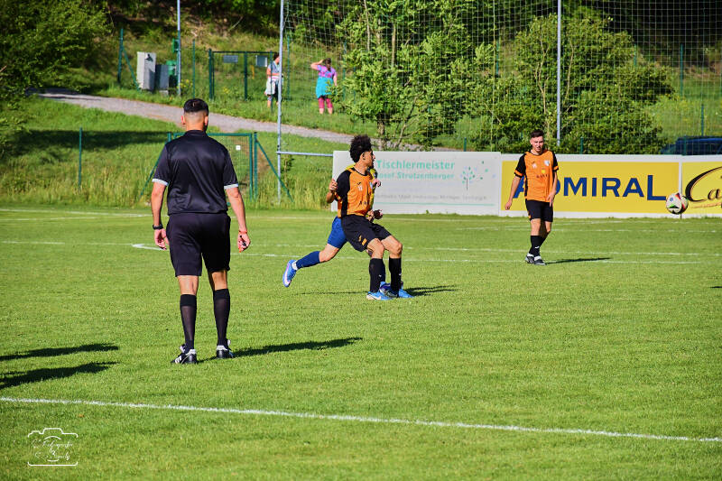fussball-184-standard.jpg