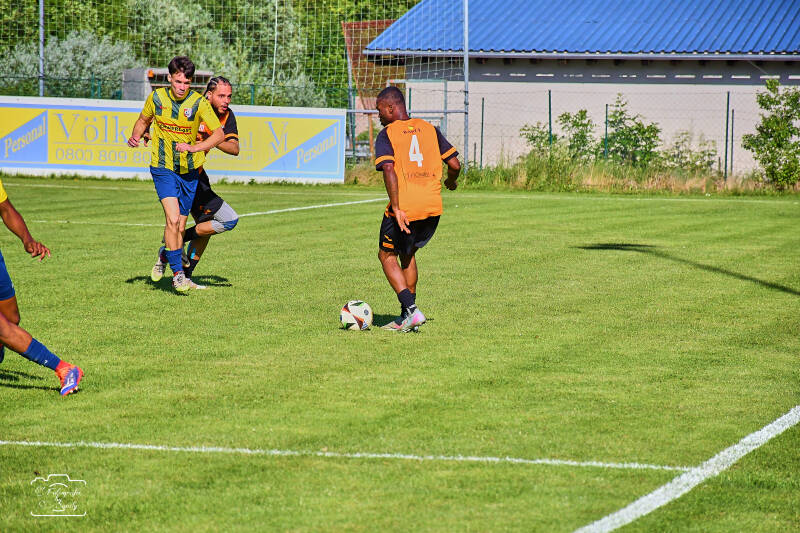 fussball-186-standard.jpg