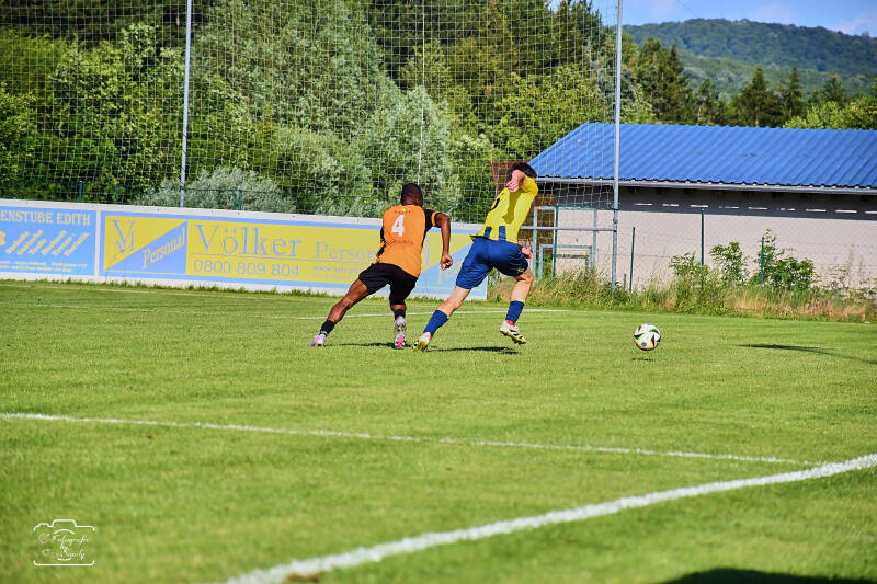 fussball-194-standard.jpg