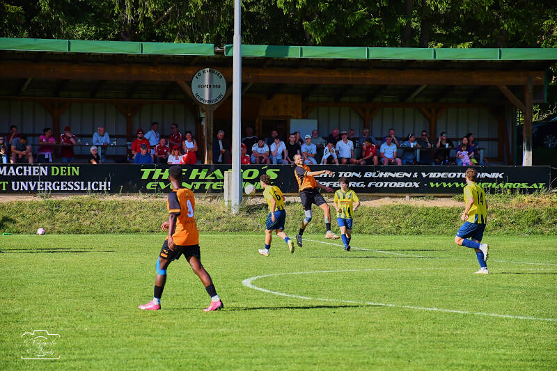 fussball-196-standard.jpg
