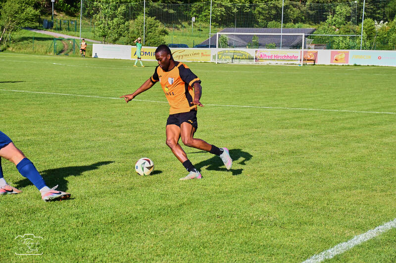 fussball-222-standard.jpg