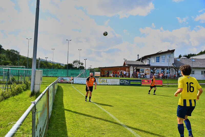 fussball-9-standard.jpg