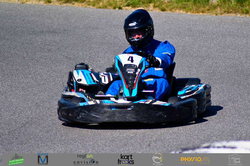 kart-freaks-234-standard.jpg