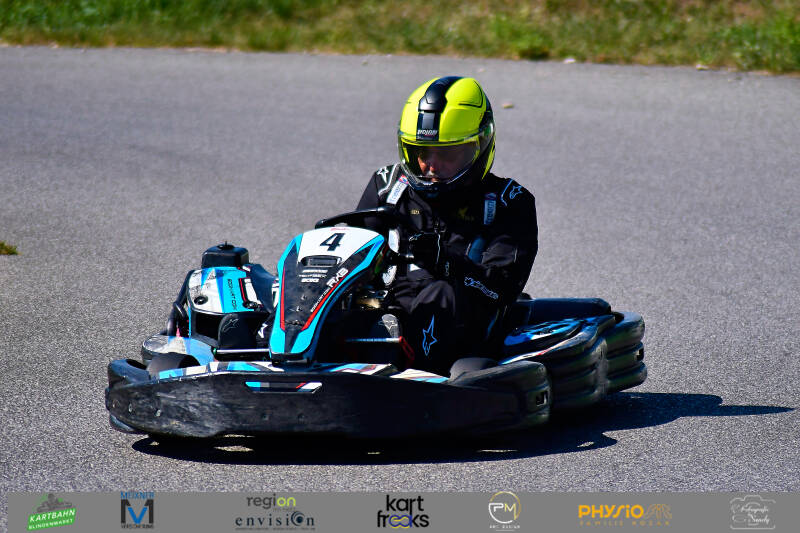 kart-freaks-336-standard.jpg