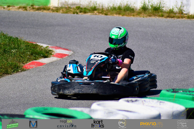kart-freaks-355-standard.jpg