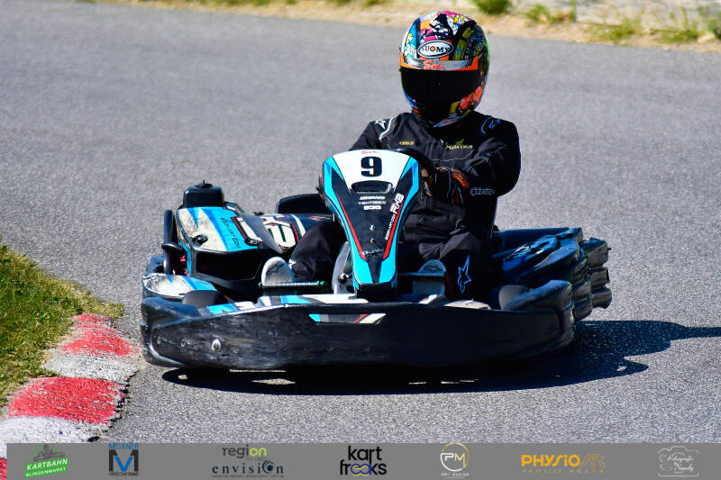 kart-freaks-396-standard.jpg
