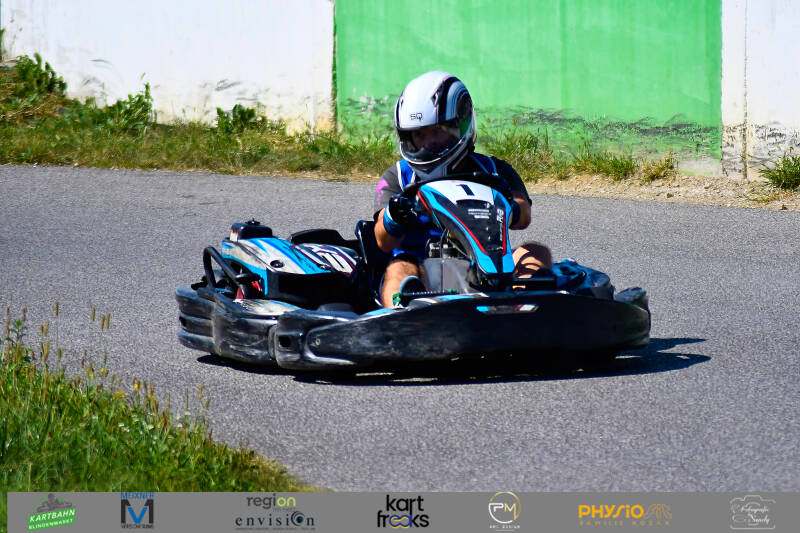 kart-freaks-398-standard.jpg