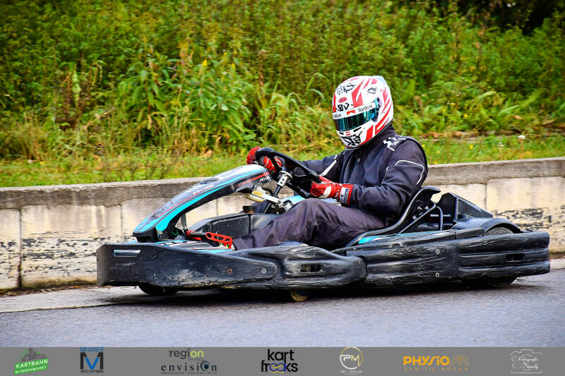 kartfreaks-131-standard-u90mo7.jpg