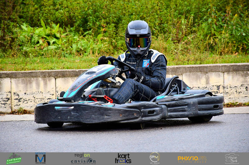 kartfreaks-143-standard-85dzr6.jpg