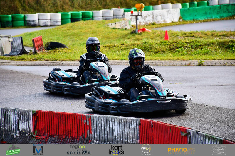 kartfreaks-201-standard-q3b91o.jpg