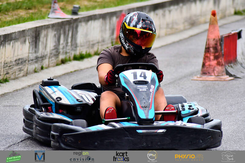 kartfreaks-290-standard-pdq4w5.jpg