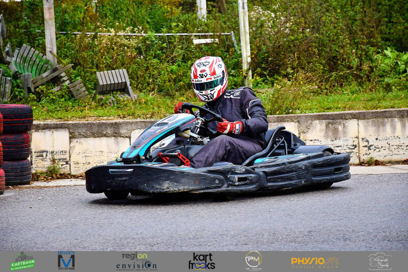 kartfreaks-9-standard-8kcox3.jpg
