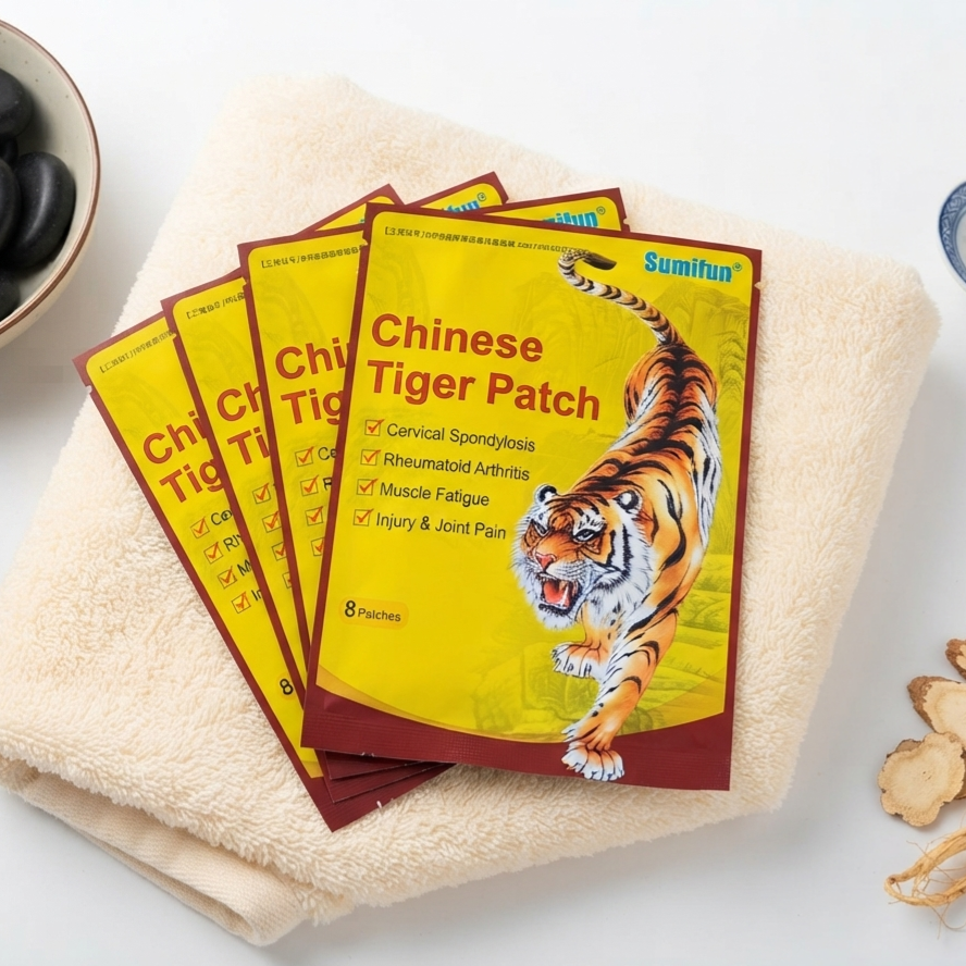 Tiger Balsam und Tiger Patches bereit zur Anwendung während und nach einer Massage bei Zhong Wan Dao in Düsseldorf Bilk