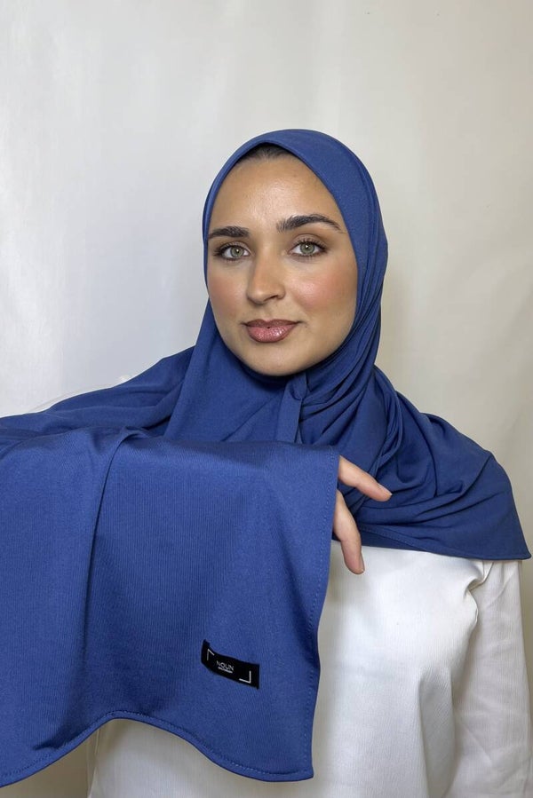 Luxury Jersey Hijab - Carïbbean Blue