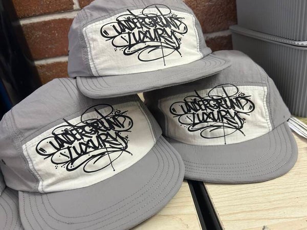 Hand style hat