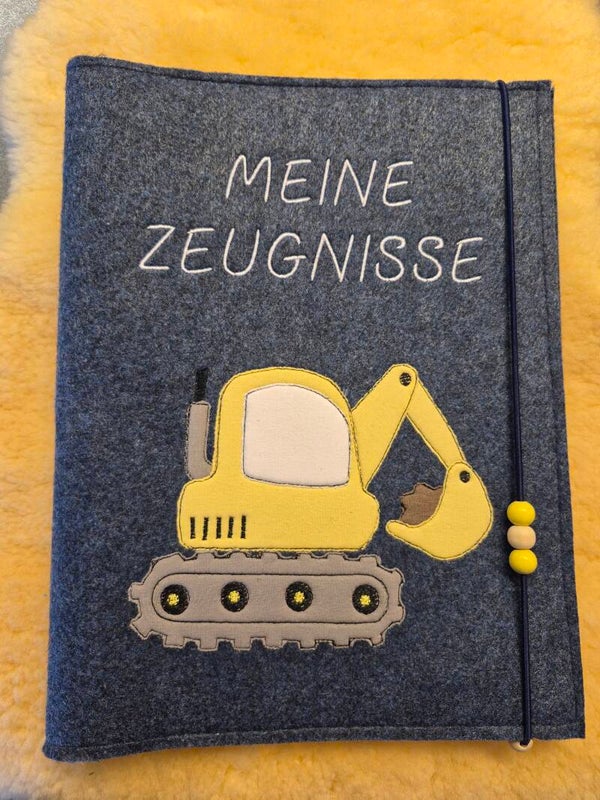 Personalisierte Zeugnismappe Bagger