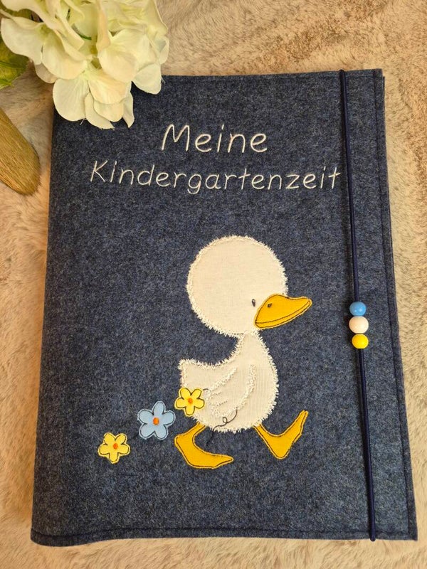 Personalisierte Kindergartenmappe Ente