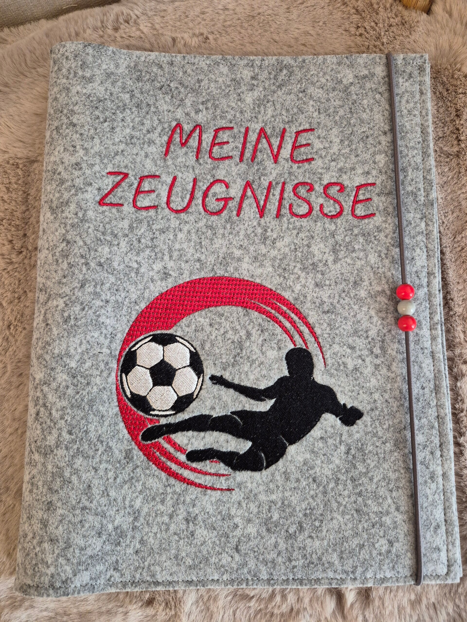 Personalisierte Zeugnismappe Fußball