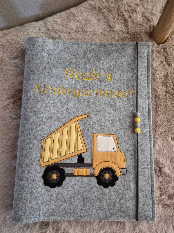 Personalisierte Kindergartenmappe Kipper