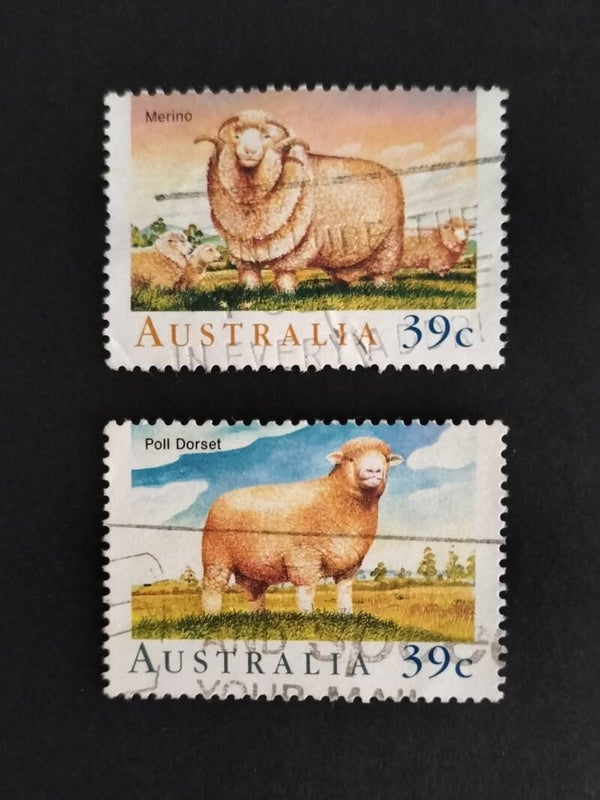 Lot 36 - World Sheep & Wool Congress Set of 2