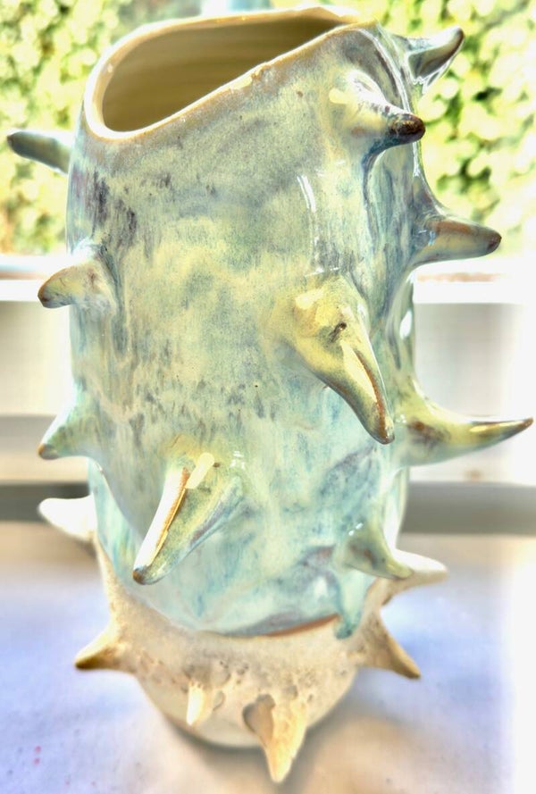 Stachelvase