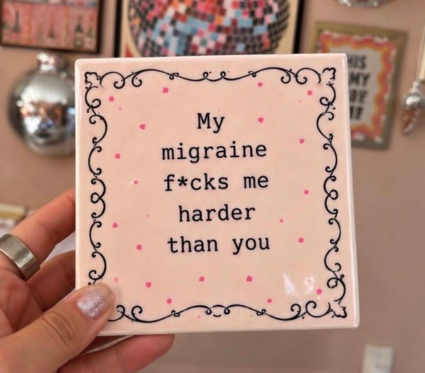 Migraine tegel (pre order)