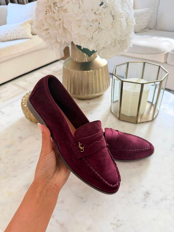Loafer Y Wine