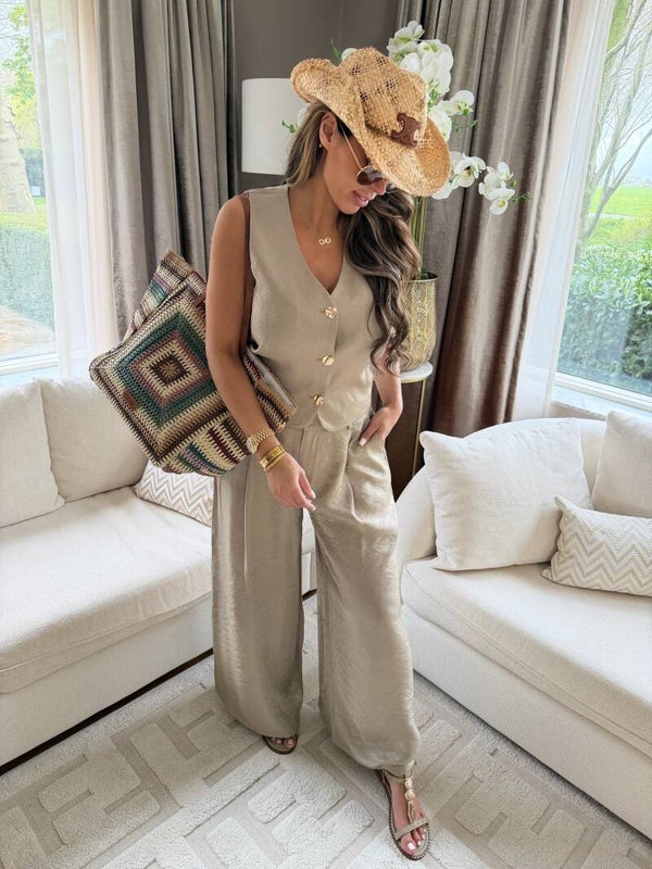 Golden Button Taupe Set