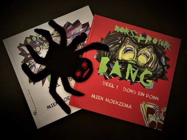 Doks+Ponk=bang met omkeerboek en handgemaakte spin