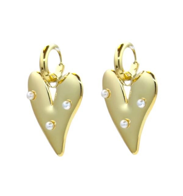 Oorbellen “Hart met parels”
