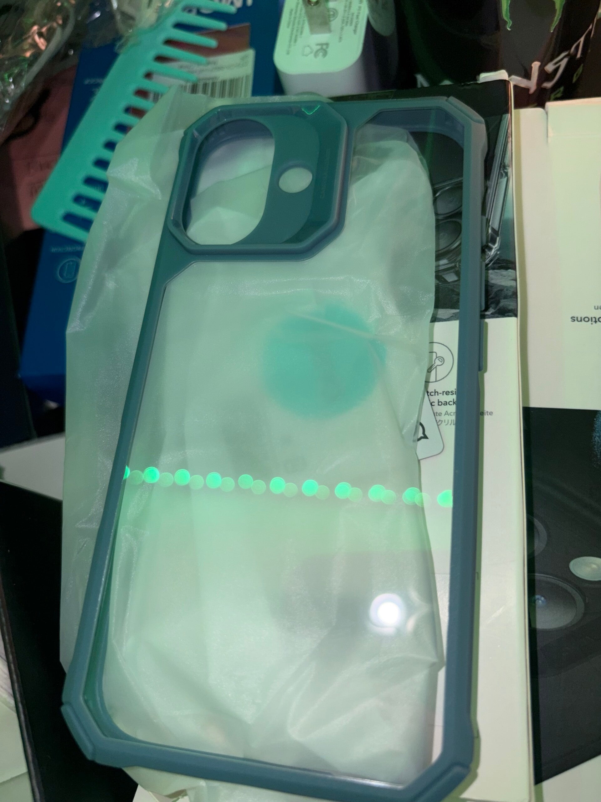 ESR Iphone 16