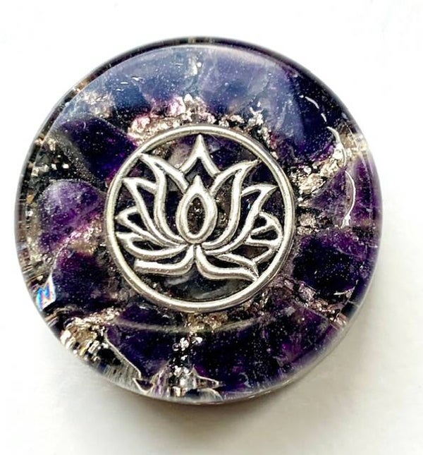 Kleine Orgonite Buster Amethist Lotusbloem, Shungite, Herkimerdiamant, Dubbeleinder, Zilver