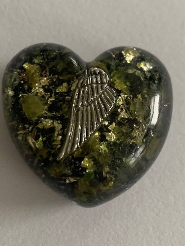 Orgonite Mini Hartje Olivijn Vleugel Shungite Herkimerdiamant Dubbeleinder Zilver